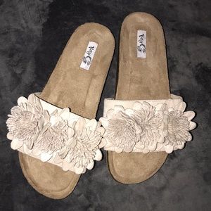 NEW!! Floral Slides